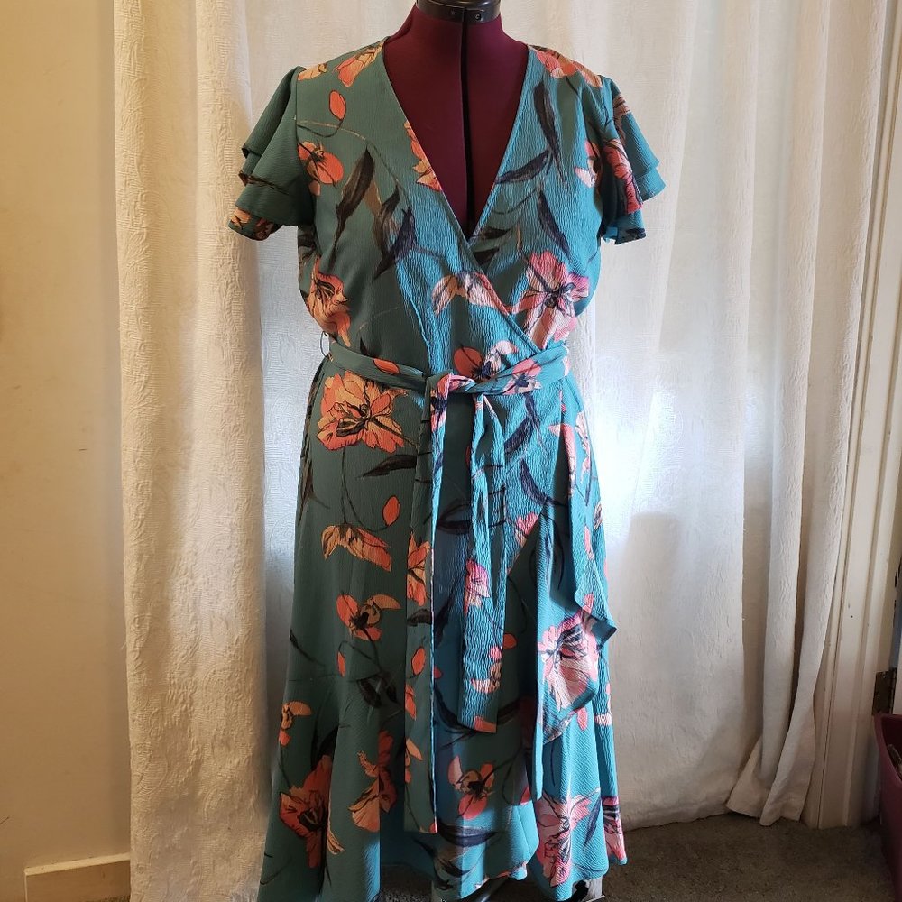 Teal floral dress, cap sleeves, graduated hem-XL